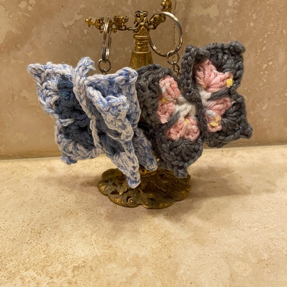 Set of 2 New Handmade Crochet Butterflies Keychains  Backpack Purse Decor - Picture 2 of 8